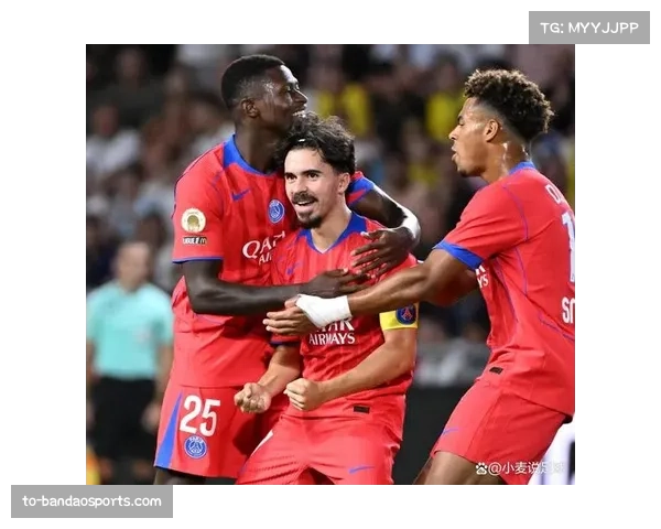 巴黎圣日耳曼坐收渔翁之利 朗斯失分后榜首优势有望扩大