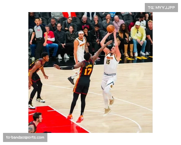 约翰逊周最佳数据耀眼 场均22.7分15.7篮板统治内线